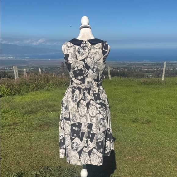 ModCloth Black Printed Whimsical Swing Sleeveless Goth Whimsigoth Dress Small - Picture 9 of 11